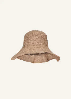 Holiday hat in beige