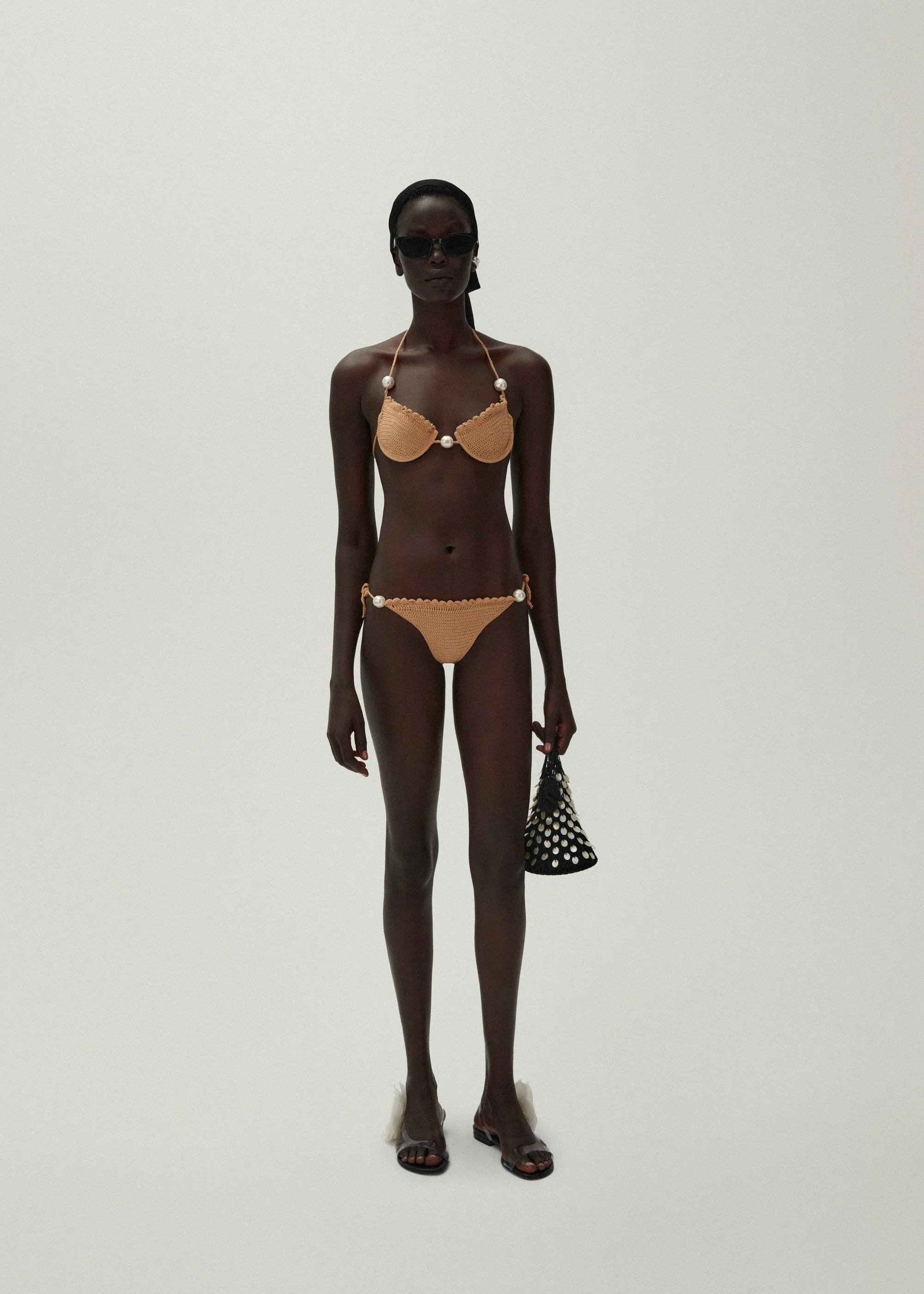 Pearl crochet bra in brown
