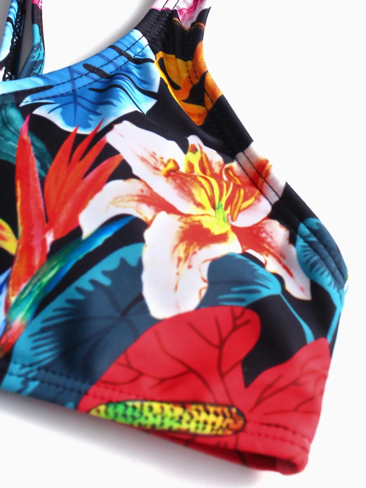 Wholesale Scoop Neck Sleeveless Floral Print Backless Spaghetti Strap Bikinis